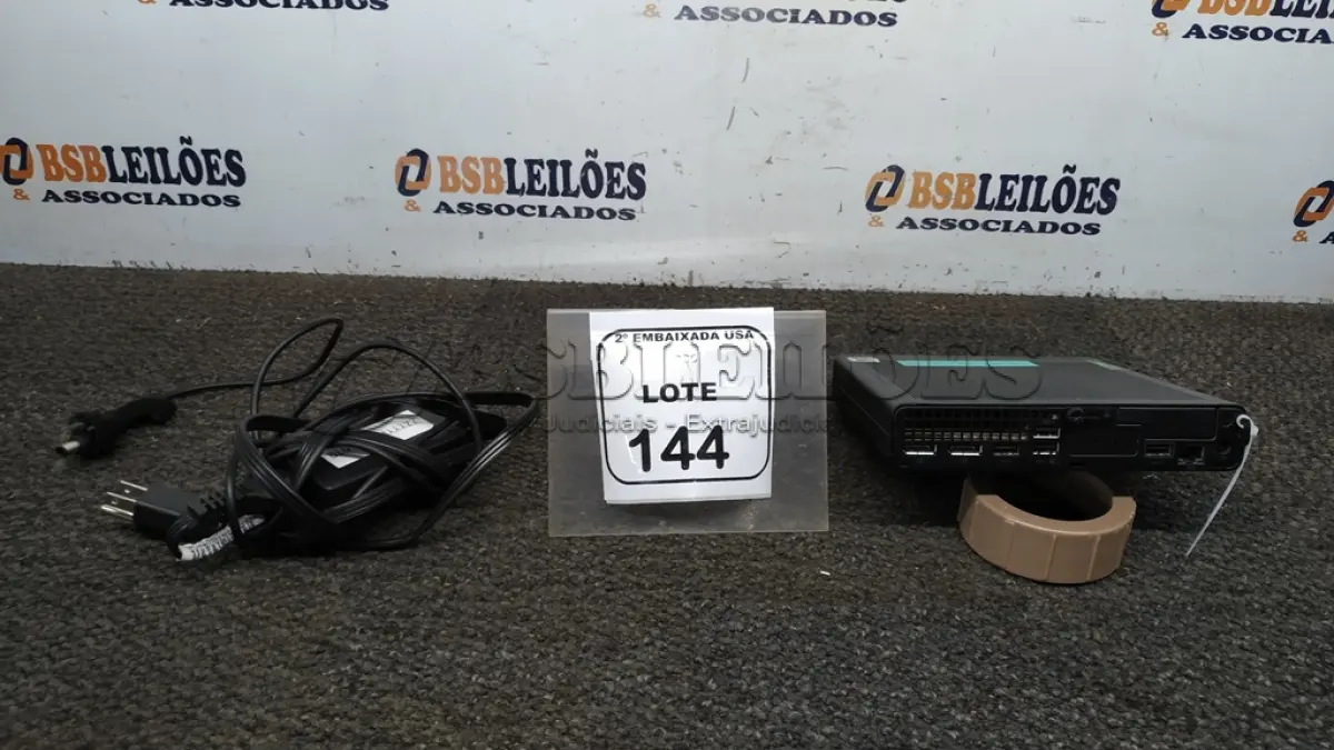 LOTE 144 - 01 CPU SEM MEMÓRIA E HD COM FONTE. (NO ESTADO EM QUE SE ENCONTRA. SUJEITO A AVARIAS OCULTAS/VISÍVEIS.) BM0464S