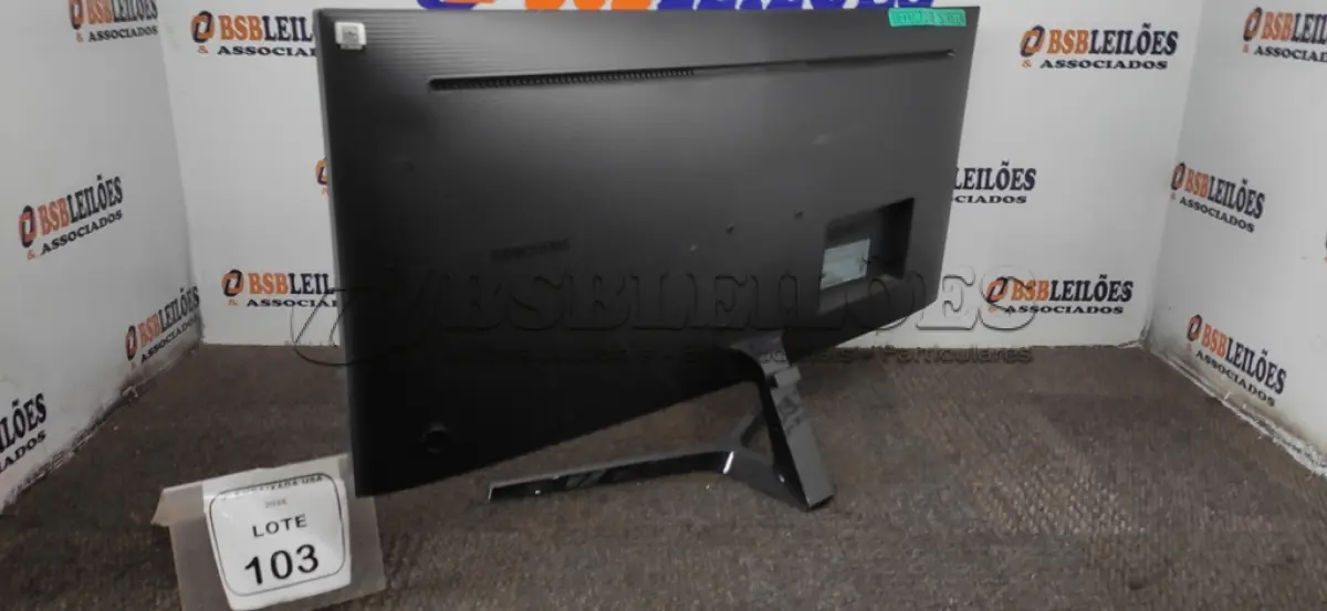 LOTE 103 - 01 MONITOR 34” HDMI MARCA SAMSUNG. (NO ESTADO EM QUE SE ENCONTRA. SUJEITO A AVARIAS OCULTAS/VISÍVEIS.) BC9644F