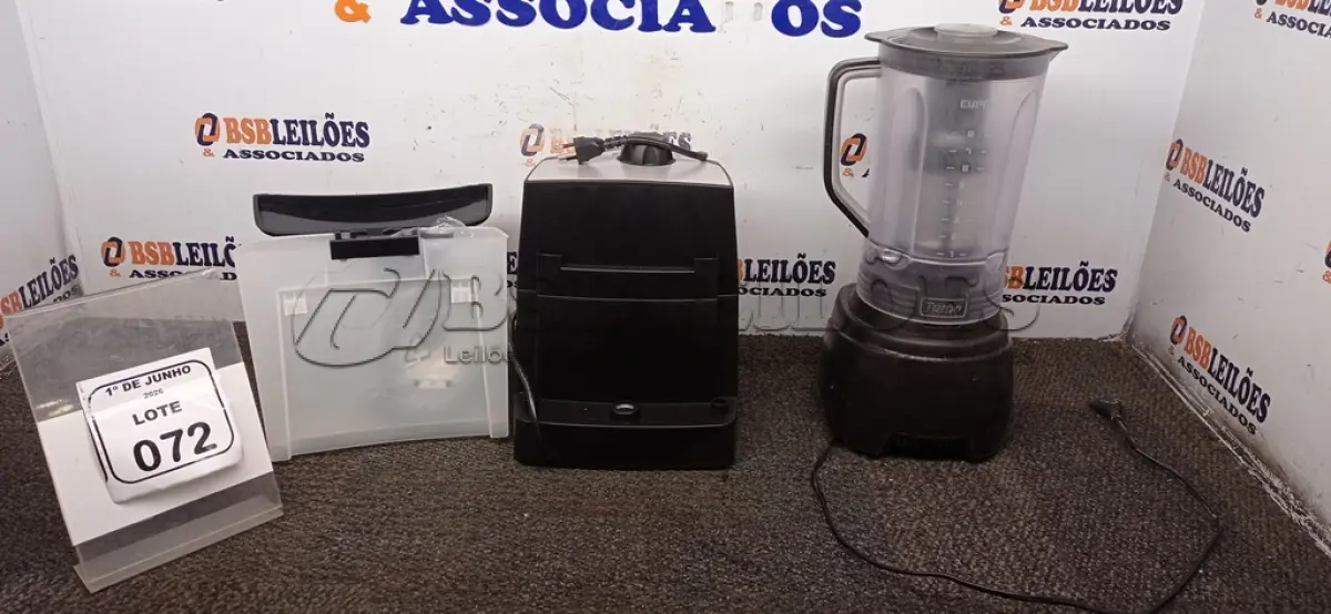 LOTE 072 - 01 MÁQUINA DE CAFÉ EXPRESSO 220V MARCA MONDIAL E 01 LIQUIDIFICADOR 220V MARCA MONDIAL. (NO ESTADO) ATENÇÃO! FAZER A VISITAÇÃO ANTES DE ARREMATAR, NÃO SABEMOS SE FUNCIONA, LEILÃO NÃO TEM GARANTIA E NEM DEVOLUÇÃO, SUJEITO A POSSÍVEIS AVARIAS VISÍVEIS/OCULTAS E/OU AUSÊNCIA DE COMPONENTES.