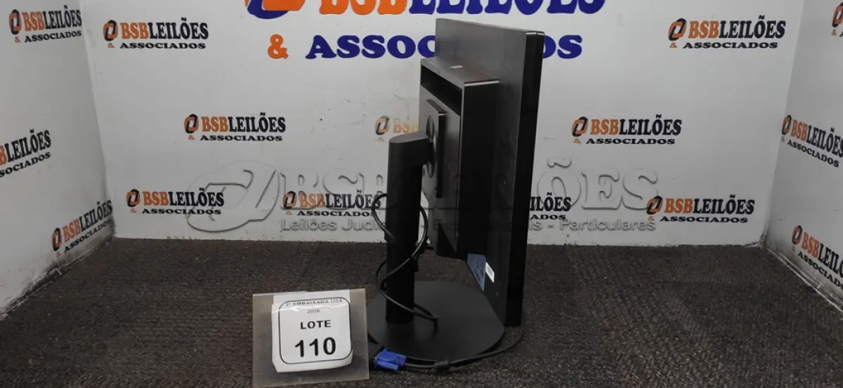 LOTE 110 - 01 MONITOR 22” MARCA SAMSUNG. (NO ESTADO EM QUE SE ENCONTRA. SUJEITO A AVARIAS OCULTAS/VISÍVEIS.) AV9461G