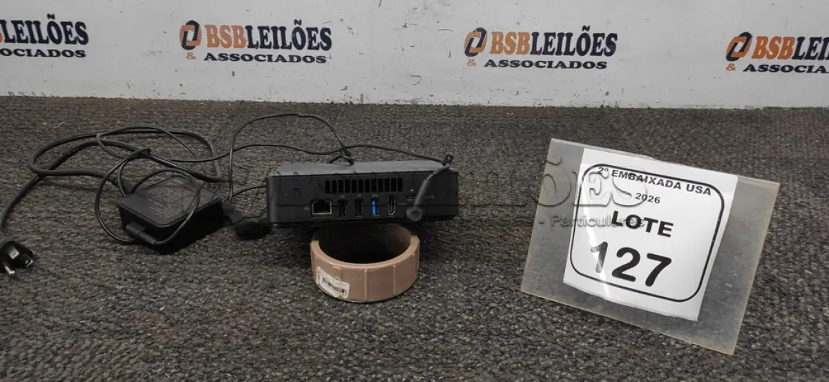 LOTE 127 - 01 CPU ASUS SEM MEMÓRIA E HD- S/N:J9MSCX007466 COM FONTE.  (NO ESTADO EM QUE SE ENCONTRA. SUJEITO A AVARIAS OCULTAS/VISÍVEIS.)
