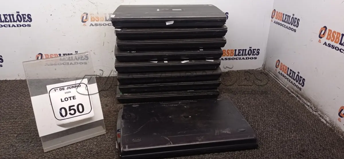 LOTE 050 - 09 SCANNERS DE MESA MARCA CANON. (NO ESTADO) ATENÇÃO! FAZER A VISITAÇÃO ANTES DE ARREMATAR, NÃO SABEMOS SE FUNCIONA, LEILÃO NÃO TEM GARANTIA E NEM DEVOLUÇÃO, SUJEITO A POSSÍVEIS AVARIAS VISÍVEIS/OCULTAS E/OU AUSÊNCIA DE COMPONENTES.