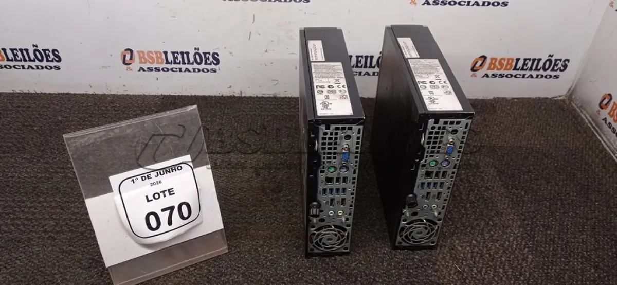 LOTE 070 - 02 CPUS MARCA HP. (NO ESTADO) ATENÇÃO! FAZER A VISITAÇÃO ANTES DE ARREMATAR, NÃO SABEMOS SE FUNCIONA, LEILÃO NÃO TEM GARANTIA E NEM DEVOLUÇÃO, SUJEITO A POSSÍVEIS AVARIAS VISÍVEIS/OCULTAS E/OU AUSÊNCIA DE COMPONENTES.