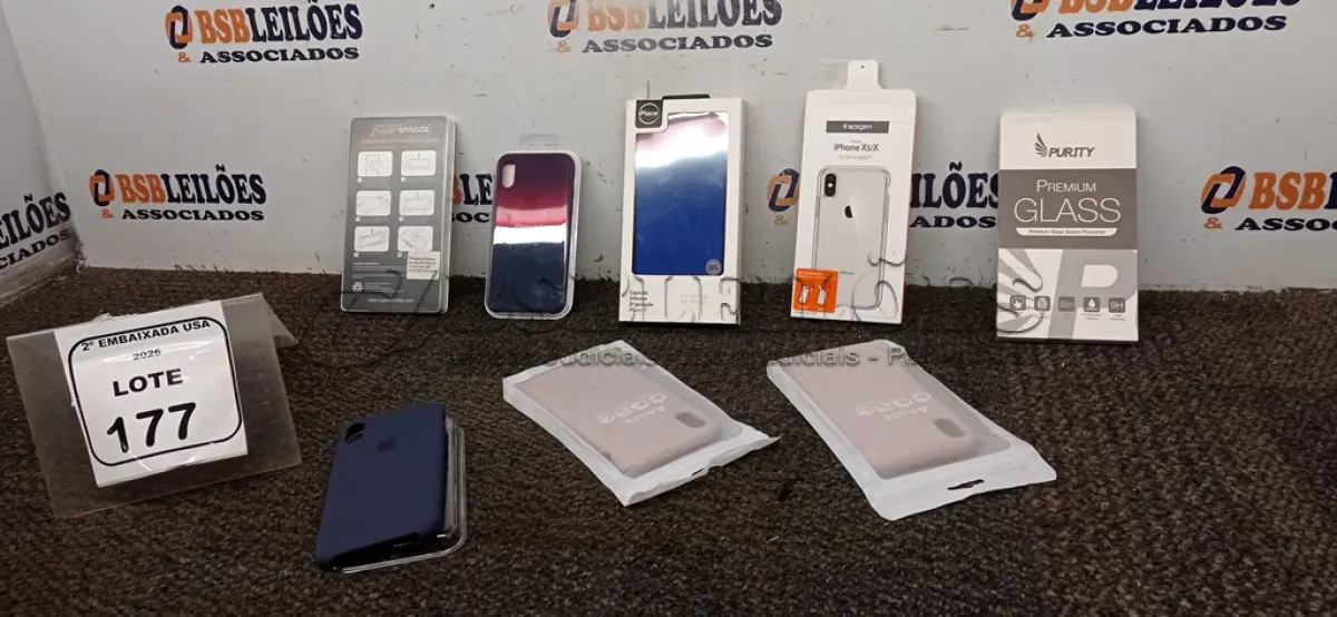 LOTE 177 - 06 BOX -PHONE CASER E 02 (PELÍCULAS). (NO ESTADO EM QUE SE ENCONTRA. SUJEITO A AVARIAS OCULTAS/VISÍVEIS.)