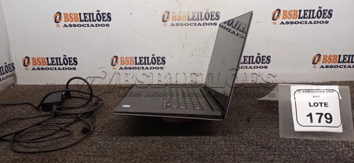 LOTE 179 - 01 LAPTOP DELL XPS CORE I7 7º GERAÇÃO COM FONTE. (NO ESTADO EM QUE SE ENCONTRA. SUJEITO A AVARIAS OCULTAS/VISÍVEIS.) AV9458W
