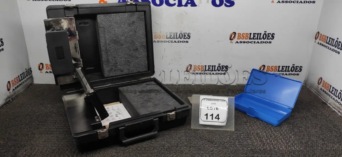 LOTE 114 - 01 MALETA PARA COLETA DE DIGITAIS FRINGERPRINT TAKING KIT. (NO ESTADO EM QUE SE ENCONTRA. SUJEITO A AVARIAS OCULTAS/VISÍVEIS.)