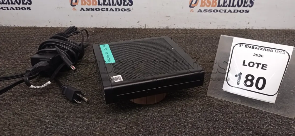 LOTE 180 - 01 CPU SEM MEMÓRIA E HD COM FONTE MARCA HP ELITE DESK. NO ESTADO EM QUE SE ENCONTRA. SUJEITO A AVARIAS OCULTAS/VISÍVEIS.) BL9352A