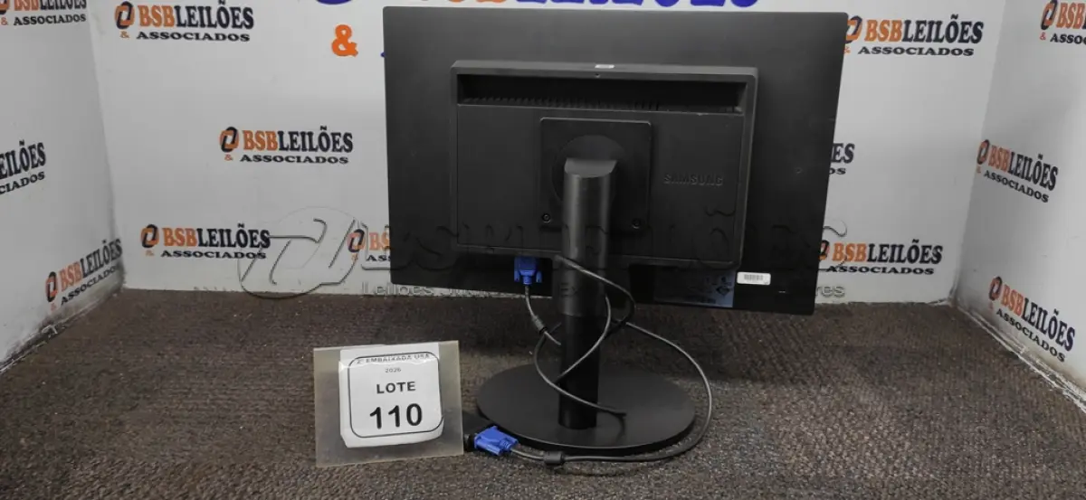 LOTE 110 - 01 MONITOR 22” MARCA SAMSUNG. (NO ESTADO EM QUE SE ENCONTRA. SUJEITO A AVARIAS OCULTAS/VISÍVEIS.) AV9461G