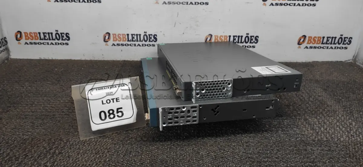 LOTE 085 - 01 SWITCH S/N:FCW1941A53W E 01 SWITCH. (NO ESTADO EM QUE SE ENCONTRA. SUJEITO A AVARIAS OCULTAS/VISÍVEIS.) AV9761A