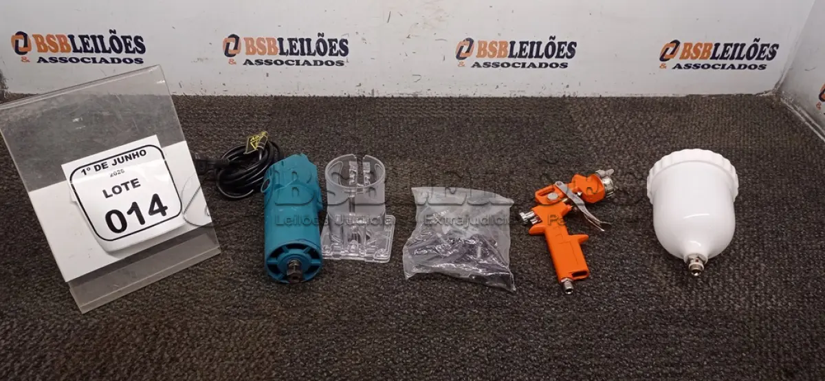 LOTE 014 - 01 PISTOLA DE GRAVIDADE MODELO P162 MARCA INTECH E 01 TUPIA LAMINADORA 220V MODELO TTU6 MARCA TSSAPER. (NO ESTADO) ATENÇÃO! FAZER A VISITAÇÃO ANTES DE ARREMATAR, NÃO SABEMOS SE FUNCIONA, LEILÃO NÃO TEM GARANTIA E NEM DEVOLUÇÃO, SUJEITO A POSSÍVEIS AVARIAS VISÍVEIS/OCULTAS E/OU AUSÊNCIA DE COMPONENTES.