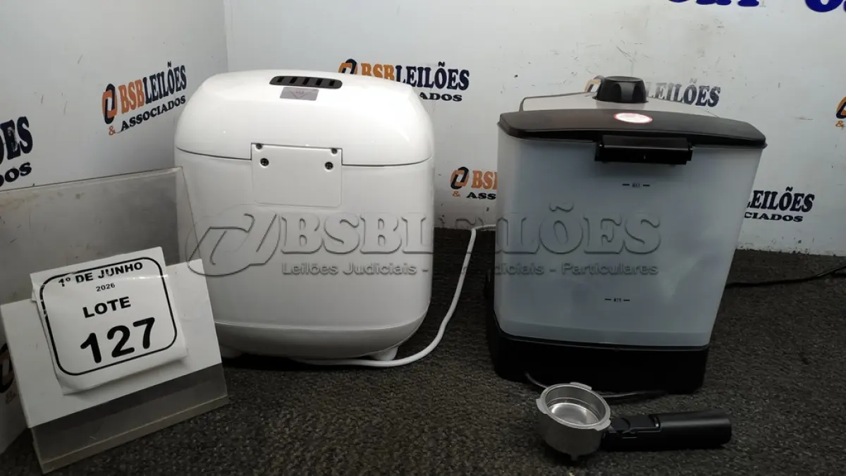 LOTE 127 - 01 PANIFICADORA MODELO MASTER BREAD 220V MARCA MONDIAL E 01 MÁQUINA DE CAFÉ EXPRESSO 220V MARCA MONDIAL. (NO ESTADO) ATENÇÃO! FAZER A VISITAÇÃO ANTES DE ARREMATAR, NÃO SABEMOS SE FUNCIONA, LEILÃO NÃO TEM GARANTIA E NEM DEVOLUÇÃO, SUJEITO A POSSÍVEIS AVARIAS VISÍVEIS/OCULTAS E/OU AUSÊNCIA DE COMPONENTES.