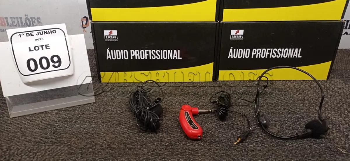 LOTE 009 - 04 MICROFONES AURICULAR COM MICROFONE DE LAPELA MODELO LA500 MARCA ARCANO. (NO ESTADO) ATENÇÃO! FAZER A VISITAÇÃO ANTES DE ARREMATAR, NÃO SABEMOS SE FUNCIONA, LEILÃO NÃO TEM GARANTIA E NEM DEVOLUÇÃO, SUJEITO A POSSÍVEIS AVARIAS VISÍVEIS/OCULTAS E/OU AUSÊNCIA DE COMPONENTES.