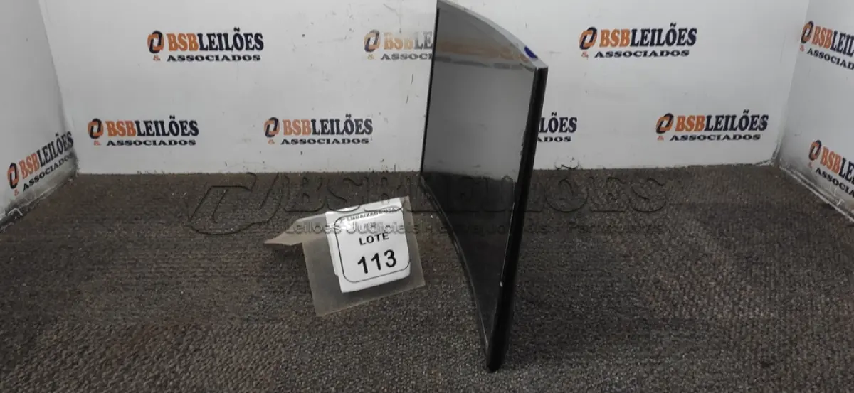 LOTE 113 - 01 MONITOR 24” HDMI TELA CURVA SEM PÉ MARCA SAMSUNG. (NO ESTADO EM QUE SE ENCONTRA. SUJEITO A AVARIAS OCULTAS/VISÍVEIS.) AV9738V