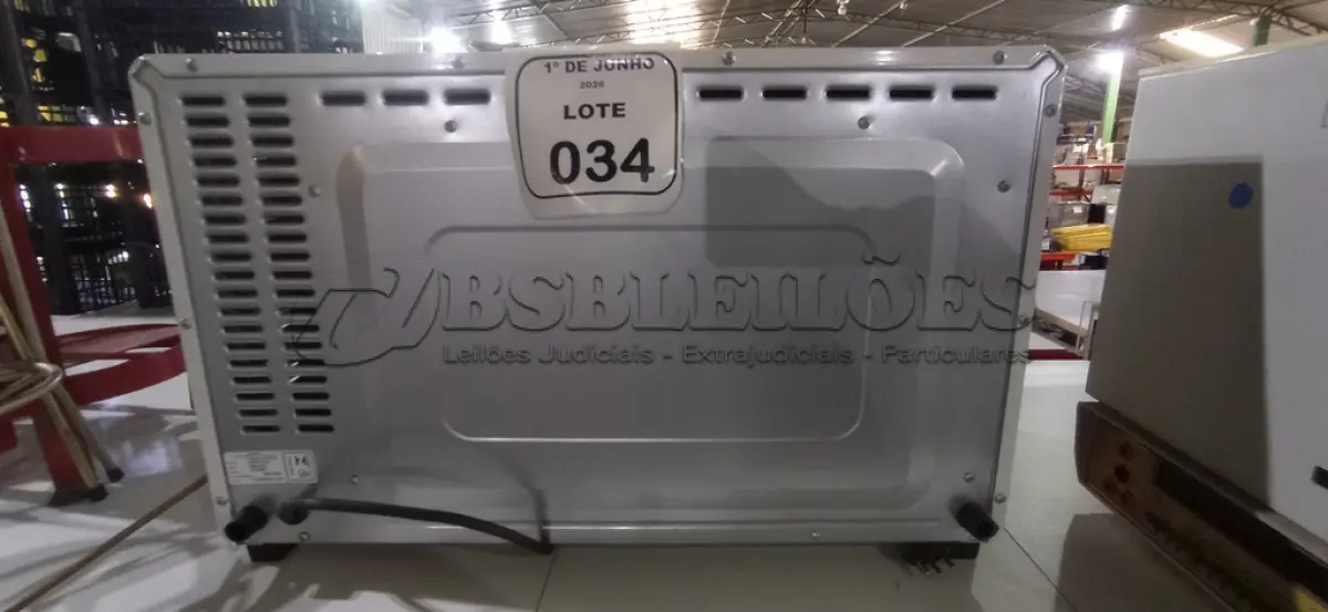 LOTE 034 - 01 FORNO 52L MODELO GRAND FAMILLY MARCA MONDIAL. (NO ESTADO) ATENÇÃO! FAZER A VISITAÇÃO ANTES DE ARREMATAR, NÃO SABEMOS SE FUNCIONA, LEILÃO NÃO TEM GARANTIA E NEM DEVOLUÇÃO, SUJEITO A POSSÍVEIS AVARIAS VISÍVEIS/OCULTAS E/OU AUSÊNCIA DE COMPONENTES.