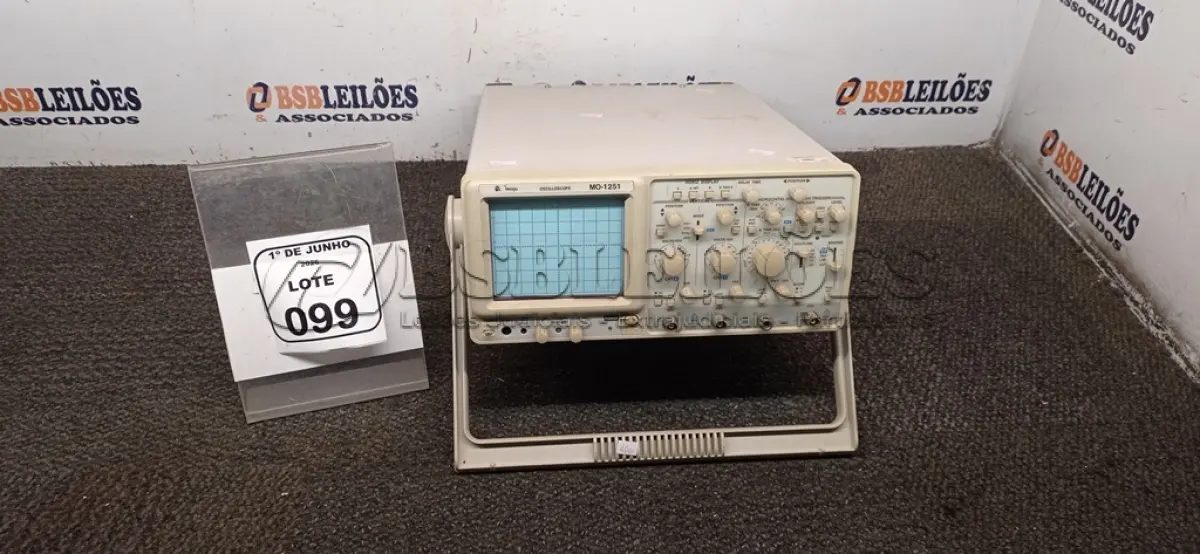 LOTE 099 - 01 OSCILOSCÓPIO ANALÓGICO MODELO MO-1251 MARCA MINIPA. (NO ESTADO) ATENÇÃO! FAZER A VISITAÇÃO ANTES DE ARREMATAR, NÃO SABEMOS SE FUNCIONA, LEILÃO NÃO TEM GARANTIA E NEM DEVOLUÇÃO, SUJEITO A POSSÍVEIS AVARIAS VISÍVEIS/OCULTAS E/OU AUSÊNCIA DE COMPONENTES.