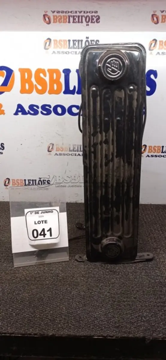 LOTE 041 - 01 AQUECEDOR DE AR 220V MARCA MONDIAL. (NO ESTADO) ATENÇÃO! FAZER A VISITAÇÃO ANTES DE ARREMATAR, NÃO SABEMOS SE FUNCIONA, LEILÃO NÃO TEM GARANTIA E NEM DEVOLUÇÃO, SUJEITO A POSSÍVEIS AVARIAS VISÍVEIS/OCULTAS E/OU AUSÊNCIA DE COMPONENTES.