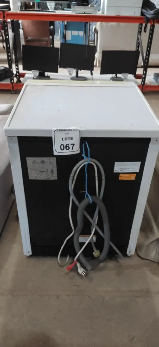 LOTE 067 - 01 LAVADORA DE LOUÇAS MARCA BRASTEMP 220V. (NO ESTADO EM QUE SE ENCONTRA. SUJEITO A AVARIAS OCULTAS/VISÍVEIS) BF8673H