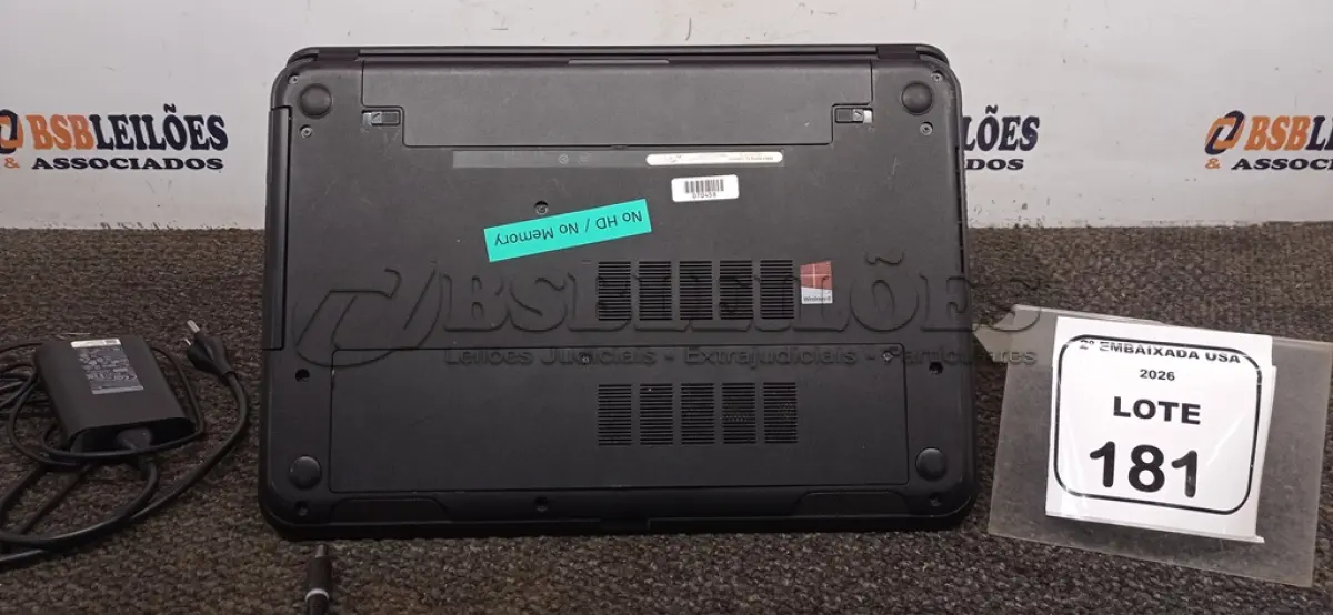 LOTE 181 - 01 NOTEBOOK DELL INSPIRON PJ8GD S/N: JT7WPX1(070458). (NO ESTADO EM QUE SE ENCONTRA. SUJEITO A AVARIAS OCULTAS/VISÍVEIS.)