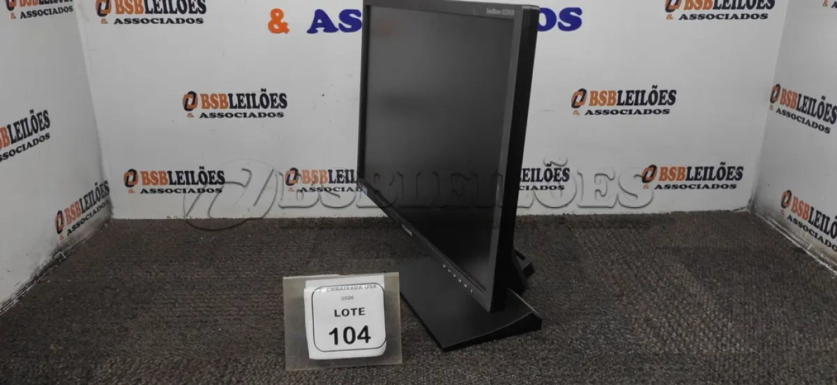 LOTE 104 - 01 MONITOR 22” MARCA SAMSUNG. (NO ESTADO EM QUE SE ENCONTRA. SUJEITO A AVARIAS OCULTAS/VISÍVEIS.) AV9655L