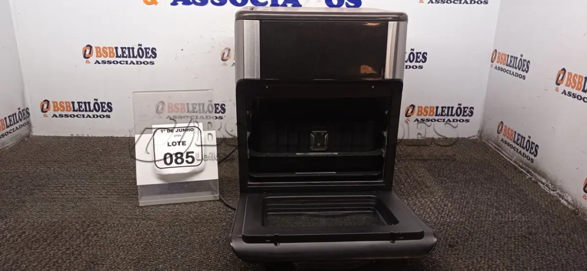 LOTE 085 - 01 AIR FRYER/FORNO 12L 220V MARCA MONDIAL. (NO ESTADO) ATENÇÃO! FAZER A VISITAÇÃO ANTES DE ARREMATAR, NÃO SABEMOS SE FUNCIONA, LEILÃO NÃO TEM GARANTIA E NEM DEVOLUÇÃO, SUJEITO A POSSÍVEIS AVARIAS VISÍVEIS/OCULTAS E/OU AUSÊNCIA DE COMPONENTES.