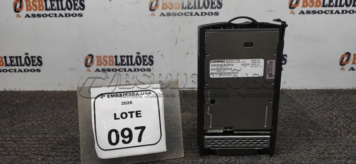 LOTE 097 - 01 COMPAQ DIGITAL DATA STORAGE 20/40GB DAT. (NO ESTADO EM QUE SE ENCONTRA. SUJEITO A AVARIAS OCULTAS/VISÍVEIS.)