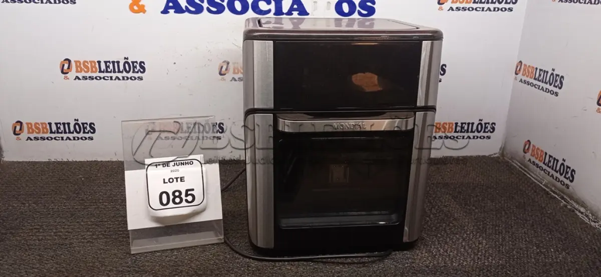 LOTE 085 - 01 AIR FRYER/FORNO 12L 220V MARCA MONDIAL. (NO ESTADO) ATENÇÃO! FAZER A VISITAÇÃO ANTES DE ARREMATAR, NÃO SABEMOS SE FUNCIONA, LEILÃO NÃO TEM GARANTIA E NEM DEVOLUÇÃO, SUJEITO A POSSÍVEIS AVARIAS VISÍVEIS/OCULTAS E/OU AUSÊNCIA DE COMPONENTES.