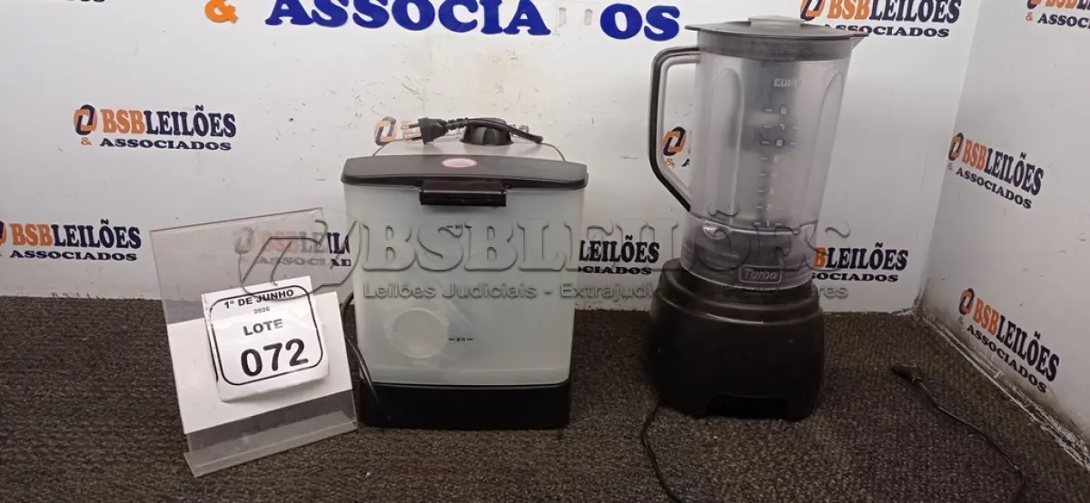 LOTE 072 - 01 MÁQUINA DE CAFÉ EXPRESSO 220V MARCA MONDIAL E 01 LIQUIDIFICADOR 220V MARCA MONDIAL. (NO ESTADO) ATENÇÃO! FAZER A VISITAÇÃO ANTES DE ARREMATAR, NÃO SABEMOS SE FUNCIONA, LEILÃO NÃO TEM GARANTIA E NEM DEVOLUÇÃO, SUJEITO A POSSÍVEIS AVARIAS VISÍVEIS/OCULTAS E/OU AUSÊNCIA DE COMPONENTES.