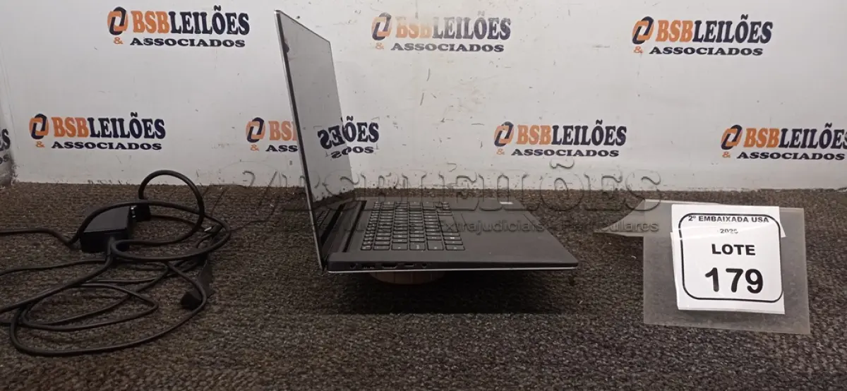 LOTE 179 - 01 LAPTOP DELL XPS CORE I7 7º GERAÇÃO COM FONTE. (NO ESTADO EM QUE SE ENCONTRA. SUJEITO A AVARIAS OCULTAS/VISÍVEIS.) AV9458W