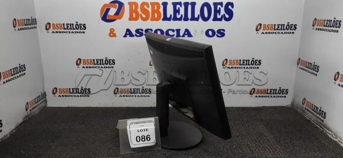 LOTE 086 - 01 MONITOR 22” MARCA SAMSUNG. (NO ESTADO EM QUE SE ENCONTRA. SUJEITO A AVARIAS OCULTAS/VISÍVEIS.) AV9655R