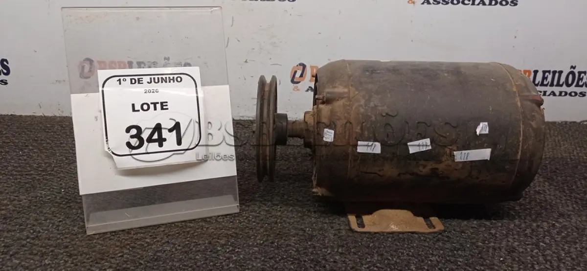 LOTE 341 - 01 ESMERILHADEIRA DE BANCADA 3100 RPM. (NO ESTADO) ATENÇÃO! FAZER A VISITAÇÃO ANTES DE ARREMATAR, NÃO SABEMOS SE FUNCIONA, LEILÃO NÃO TEM GARANTIA E NEM DEVOLUÇÃO, SUJEITO A POSSÍVEIS AVARIAS VISÍVEIS/OCULTAS E/OU AUSÊNCIA DE COMPONENTES.