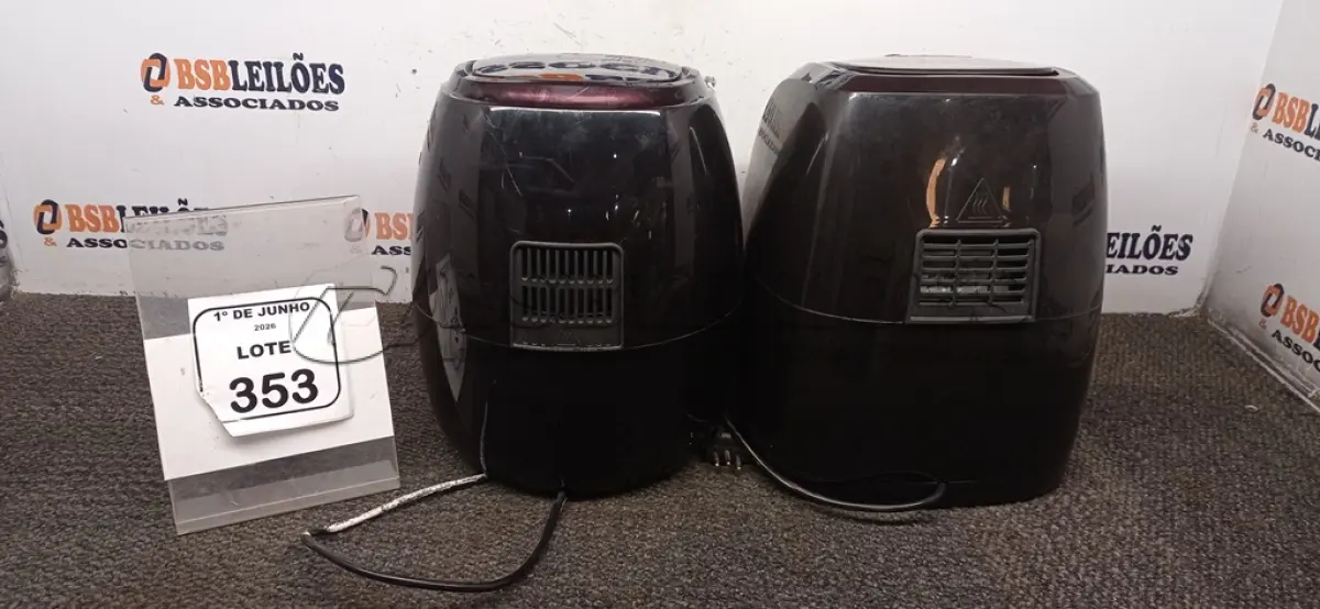 LOTE 353 - 02 AIR FRYERS 220V MARCA MONDIAL. (NO ESTADO) ATENÇÃO! FAZER A VISITAÇÃO ANTES DE ARREMATAR, NÃO SABEMOS SE FUNCIONA, LEILÃO NÃO TEM GARANTIA E NEM DEVOLUÇÃO, SUJEITO A POSSÍVEIS AVARIAS VISÍVEIS/OCULTAS E/OU AUSÊNCIA DE COMPONENTES.
