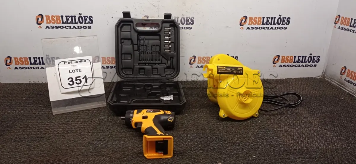 LOTE 351 - 01 FURADEIRA COM MALETA SEM BATERIA MARCA WAP E 01 SOPRADOR E ASPIRADOR 220V 700W MARCA BOMVINK. (NO ESTADO) ATENÇÃO! FAZER A VISITAÇÃO ANTES DE ARREMATAR, NÃO SABEMOS SE FUNCIONA, LEILÃO NÃO TEM GARANTIA E NEM DEVOLUÇÃO, SUJEITO A POSSÍVEIS AVARIAS VISÍVEIS/OCULTAS E/OU AUSÊNCIA DE COMPONENTES.