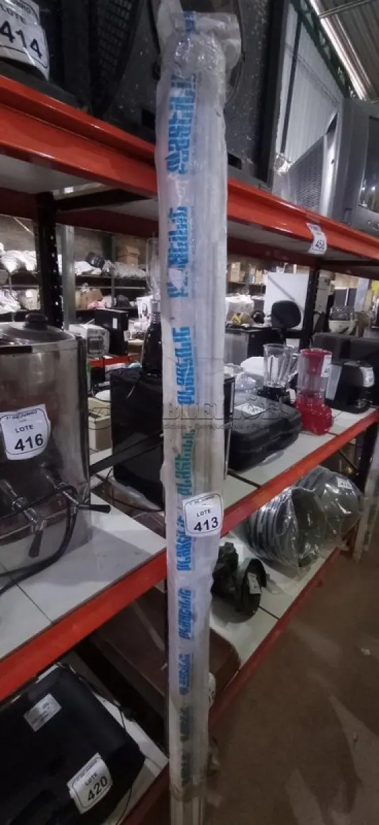 LOTE 413 - 01 PORTA SANFONADA PVC DE 0,86X2,10 NA COR BRANCA MARCA PLASTILIT. (NO ESTADO) ATENÇÃO! FAZER A VISITAÇÃO ANTES DE ARREMATAR, NÃO SABEMOS SE FUNCIONA, LEILÃO NÃO TEM GARANTIA E NEM DEVOLUÇÃO, SUJEITO A POSSÍVEIS AVARIAS VISÍVEIS/OCULTAS E/OU AUSÊNCIA DE COMPONENTES.