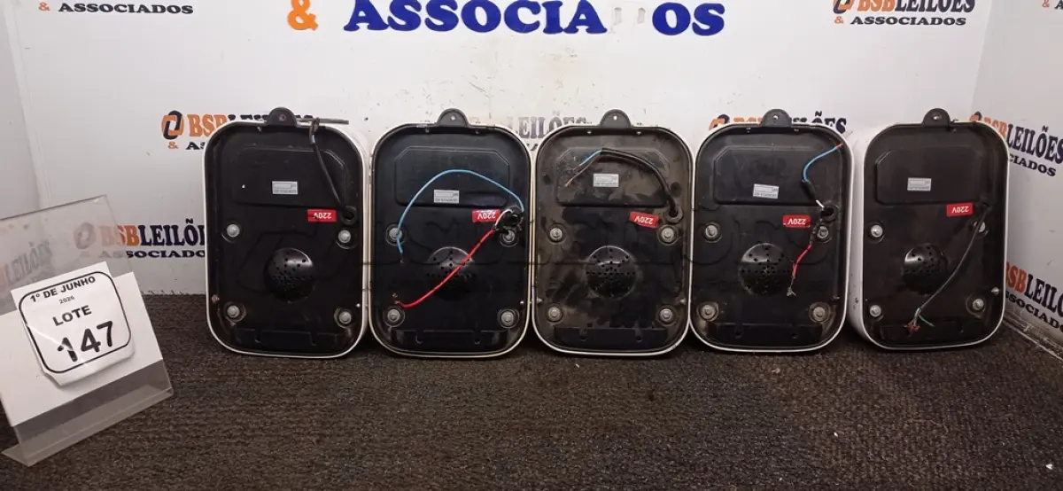 LOTE 147 - 05 SECADORES DE MÃO. (NO ESTADO) ATENÇÃO! FAZER A VISITAÇÃO ANTES DE ARREMATAR, NÃO SABEMOS SE FUNCIONA, LEILÃO NÃO TEM GARANTIA E NEM DEVOLUÇÃO, SUJEITO A POSSÍVEIS AVARIAS VISÍVEIS/OCULTAS E/OU AUSÊNCIA DE COMPONENTES.