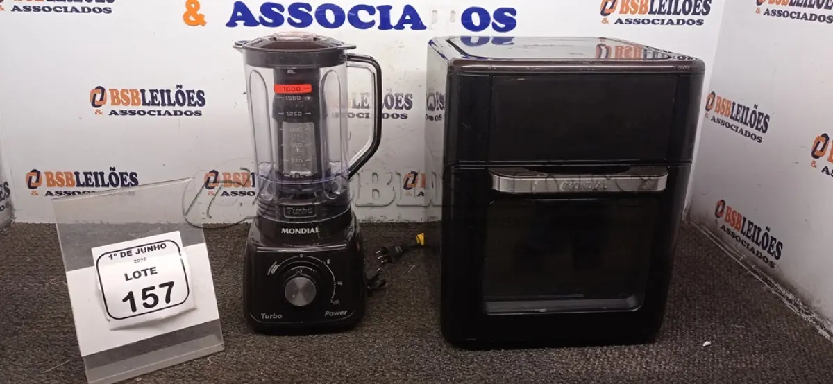 LOTE 157 - 01 AIR FRYER/FORNO 12L 220V MARCA MONDIAL E 01 LIQUIDIFICADOR 220V MARCA MONDIAL. (NO ESTADO) ATENÇÃO! FAZER A VISITAÇÃO ANTES DE ARREMATAR, NÃO SABEMOS SE FUNCIONA, LEILÃO NÃO TEM GARANTIA E NEM DEVOLUÇÃO, SUJEITO A POSSÍVEIS AVARIAS VISÍVEIS/OCULTAS E/OU AUSÊNCIA DE COMPONENTES.