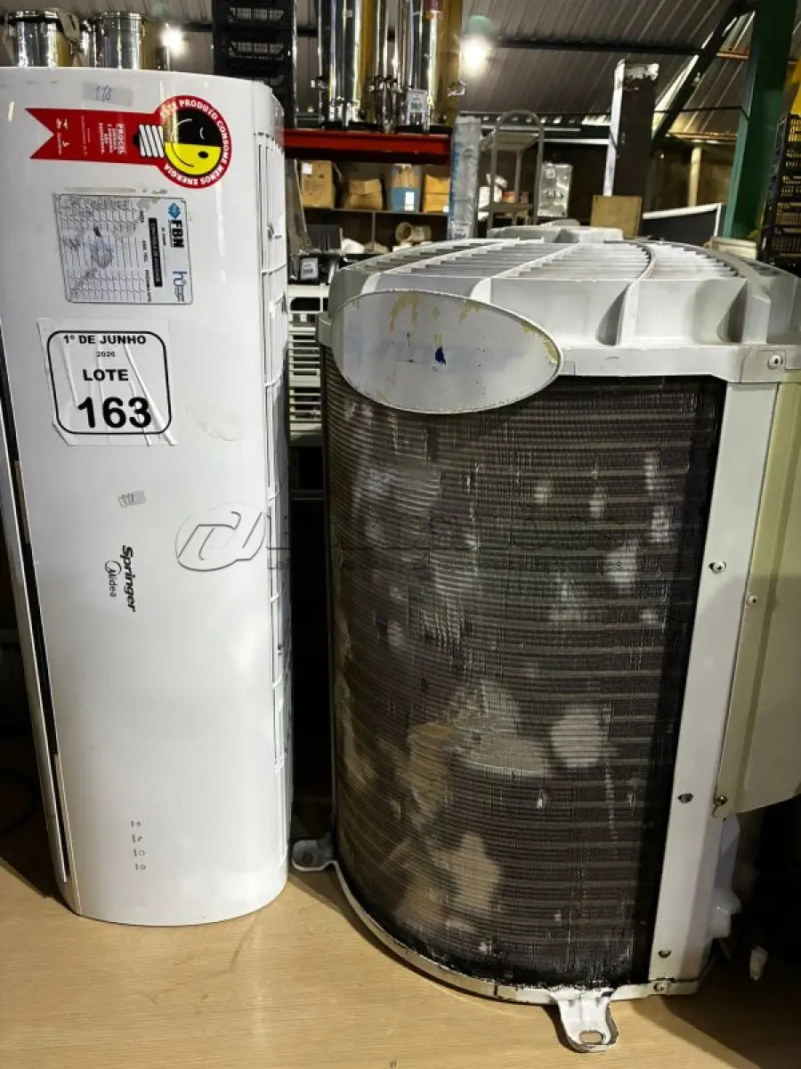 LOTE 163 - 01 CONDENSADORA 18.000 BTU/H MARCA CARRIER E 01 EVAPORADORA DE 12.000 BTU/H MARCA MIDEA. (NO ESTADO) ATENÇÃO! FAZER A VISITAÇÃO ANTES DE ARREMATAR, NÃO SABEMOS SE FUNCIONA, LEILÃO NÃO TEM GARANTIA E NEM DEVOLUÇÃO, SUJEITO A POSSÍVEIS AVARIAS VISÍVEIS/OCULTAS E/OU AUSÊNCIA DE COMPONENTES.