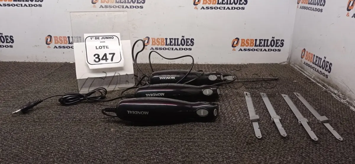 LOTE 347 - 03 FACAS ELÉTRICAS 220V MARCA MONDIAL. (NO ESTADO) ATENÇÃO! FAZER A VISITAÇÃO ANTES DE ARREMATAR, NÃO SABEMOS SE FUNCIONA, LEILÃO NÃO TEM GARANTIA E NEM DEVOLUÇÃO, SUJEITO A POSSÍVEIS AVARIAS VISÍVEIS/OCULTAS E/OU AUSÊNCIA DE COMPONENTES.