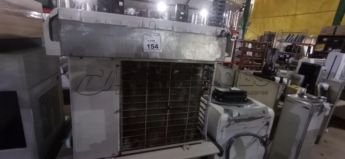 LOTE 154 - 01 CONDENSADORA MODELO BI SPLIT DE 9.000 BTU MARCA GREE E 01 EVAPORADORA DE 24.000 BTU. (NO ESTADO) ATENÇÃO! FAZER A VISITAÇÃO ANTES DE ARREMATAR, NÃO SABEMOS SE FUNCIONA, LEILÃO NÃO TEM GARANTIA E NEM DEVOLUÇÃO, SUJEITO A POSSÍVEIS AVARIAS VISÍVEIS/OCULTAS E/OU AUSÊNCIA DE COMPONENTES.