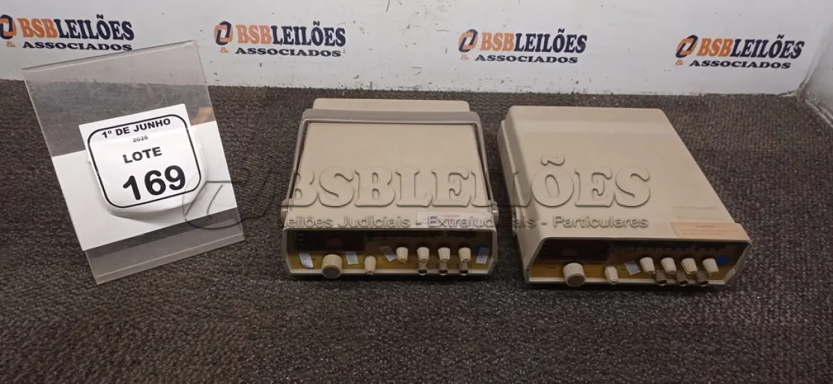 LOTE 169 - 02 GERADORES DE FUNÇÃO MODELO MFG-4202 MARCA MINIPA. (NO ESTADO) ATENÇÃO! FAZER A VISITAÇÃO ANTES DE ARREMATAR, NÃO SABEMOS SE FUNCIONA, LEILÃO NÃO TEM GARANTIA E NEM DEVOLUÇÃO, SUJEITO A POSSÍVEIS AVARIAS VISÍVEIS/OCULTAS E/OU AUSÊNCIA DE COMPONENTES.