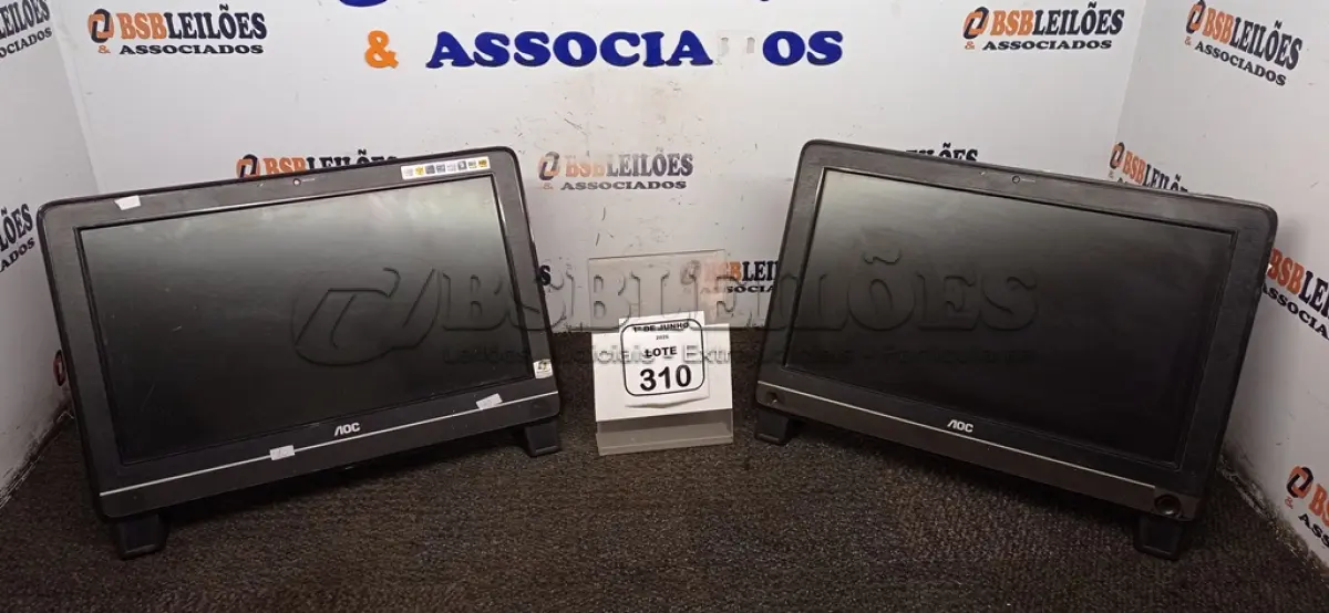 LOTE 310 - 02 ALL IN ONE MARCA AOC. (NO ESTADO) ATENÇÃO! FAZER A VISITAÇÃO ANTES DE ARREMATAR, NÃO SABEMOS SE FUNCIONA, LEILÃO NÃO TEM GARANTIA E NEM DEVOLUÇÃO, SUJEITO A POSSÍVEIS AVARIAS VISÍVEIS/OCULTAS E/OU AUSÊNCIA DE COMPONENTES.
