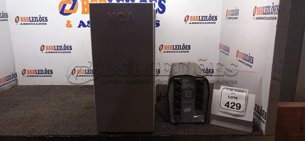 LOTE 429 - 01 BANCO DE BATERIAS VAZIO E 01 NOBREAK DE 1.400 VA MARCA RAGTECH. (NO ESTADO) ATENÇÃO! FAZER A VISITAÇÃO ANTES DE ARREMATAR, NÃO SABEMOS SE FUNCIONA, LEILÃO NÃO TEM GARANTIA E NEM DEVOLUÇÃO, SUJEITO A POSSÍVEIS AVARIAS VISÍVEIS/OCULTAS E/OU AUSÊNCIA DE COMPONENTES.