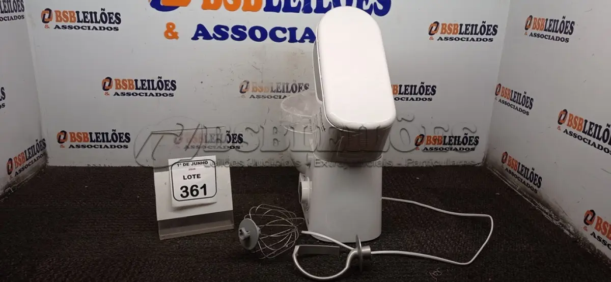 LOTE 361 - 01 BATEDEIRA PLANETÁRIA 220V MARCA MONDIAL. (NO ESTADO) ATENÇÃO! FAZER A VISITAÇÃO ANTES DE ARREMATAR, NÃO SABEMOS SE FUNCIONA, LEILÃO NÃO TEM GARANTIA E NEM DEVOLUÇÃO, SUJEITO A POSSÍVEIS AVARIAS VISÍVEIS/OCULTAS E/OU AUSÊNCIA DE COMPONENTES.