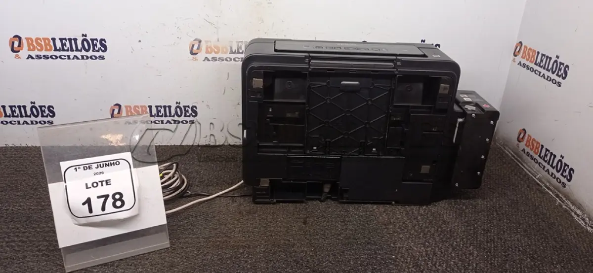 LOTE 178 - 01 IMPRESSORA MODELO L355 MARCA EPSON. (NO ESTADO) ATENÇÃO! FAZER A VISITAÇÃO ANTES DE ARREMATAR, NÃO SABEMOS SE FUNCIONA, LEILÃO NÃO TEM GARANTIA E NEM DEVOLUÇÃO, SUJEITO A POSSÍVEIS AVARIAS VISÍVEIS/OCULTAS E/OU AUSÊNCIA DE COMPONENTES.