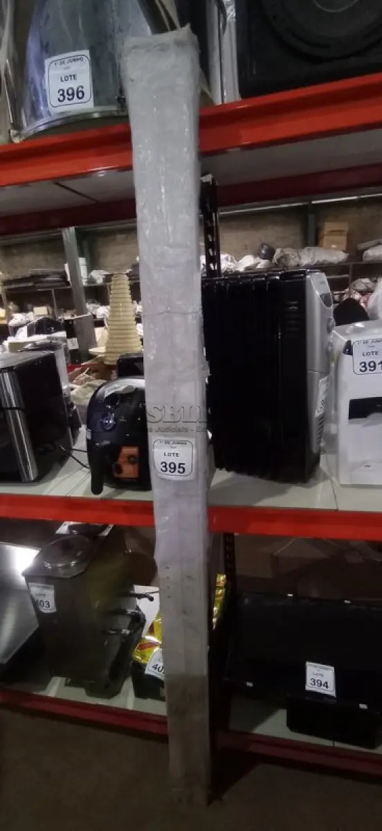 LOTE 395 - 01 PORTA SANFONADA PVC DE 0,86X2,10 NA COR BRANCA MARCA PLASTILIT. (NO ESTADO) ATENÇÃO! FAZER A VISITAÇÃO ANTES DE ARREMATAR, NÃO SABEMOS SE FUNCIONA, LEILÃO NÃO TEM GARANTIA E NEM DEVOLUÇÃO, SUJEITO A POSSÍVEIS AVARIAS VISÍVEIS/OCULTAS E/OU AUSÊNCIA DE COMPONENTES.