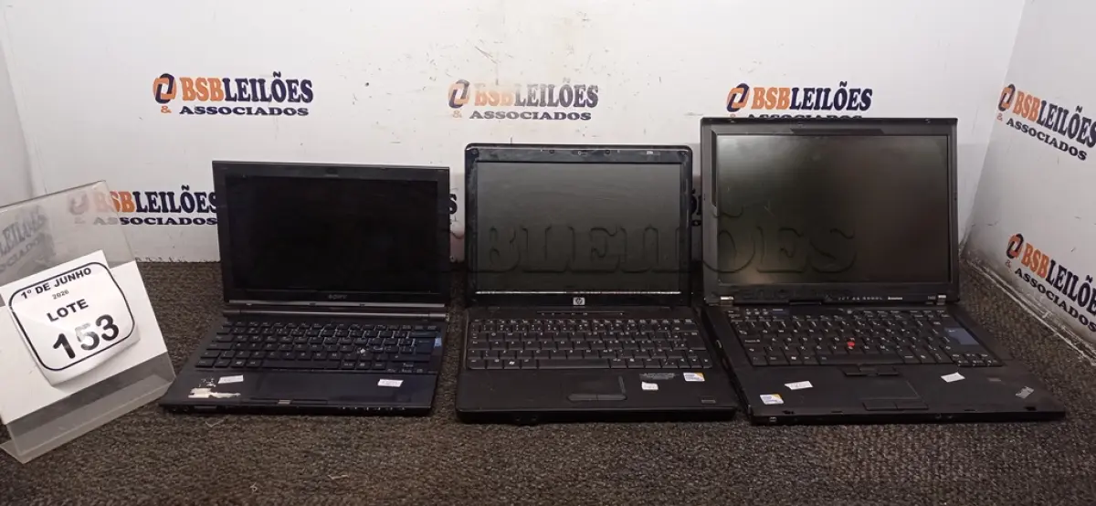 LOTE 153 - 03 NOTEBOOKS DE MARCAS E MODELOS DIVERSOS PARA RETIRADA DE PEÇAS. (NO ESTADO) ATENÇÃO! FAZER A VISITAÇÃO ANTES DE ARREMATAR, NÃO SABEMOS SE FUNCIONA, LEILÃO NÃO TEM GARANTIA E NEM DEVOLUÇÃO, SUJEITO A POSSÍVEIS AVARIAS VISÍVEIS/OCULTAS E/OU AUSÊNCIA DE COMPONENTES.