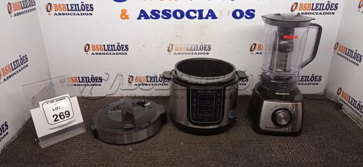 LOTE 269 - 01 PANELA DE PRESSÃO ELÉTRICA 220V MARCA MONDIAL E 01 LIQUIDIFICADOR 220V MARCA MONDIAL. (NO ESTADO) ATENÇÃO! FAZER A VISITAÇÃO ANTES DE ARREMATAR, NÃO SABEMOS SE FUNCIONA, LEILÃO NÃO TEM GARANTIA E NEM DEVOLUÇÃO, SUJEITO A POSSÍVEIS AVARIAS VISÍVEIS/OCULTAS E/OU AUSÊNCIA DE COMPONENTES.