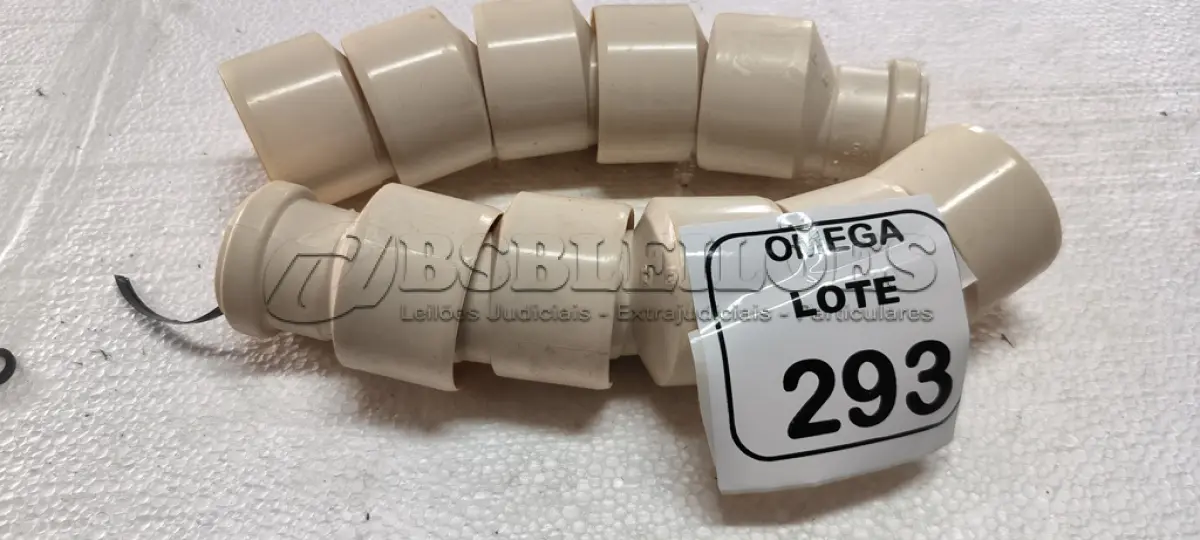 LOTE 293 - 10 BUCHAS EXCÊNTRICAS SOLD. DE REDUÇÃO CPVC - Ø 75X50MM. (NO ESTADO EM QUE SE ENCONTRA. SUJEITO A AVARIAS OCULTAS/VISÍVEIS.)