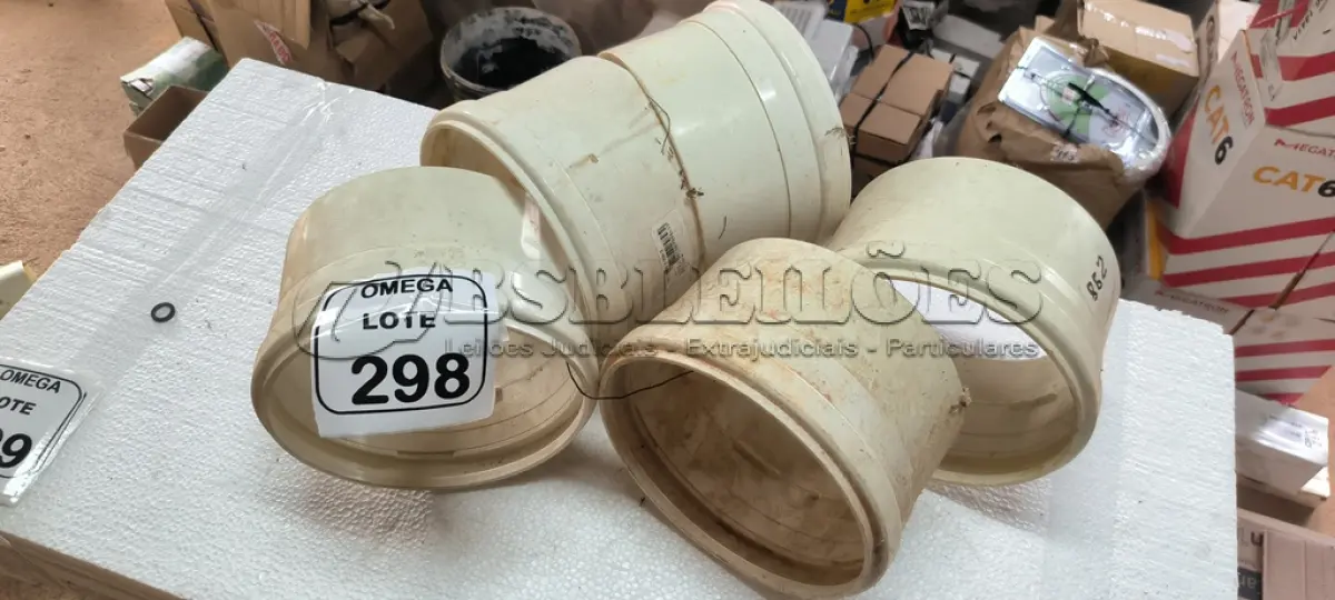 LOTE 298 - 05 LUVAS PVC SOLD. Ø 200MM. (NO ESTADO EM QUE SE ENCONTRA. SUJEITO A AVARIAS OCULTAS/VISÍVEIS.)