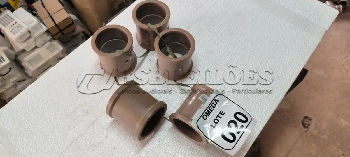 LOTE 020 - 05 LUVAS SOLDÁVÉIS Ø 75MM - PVC MARROM. (NO ESTADO EM QUE SE ENCONTRA. SUJEITO A AVARIAS OCULTAS/VISÍVEIS.)