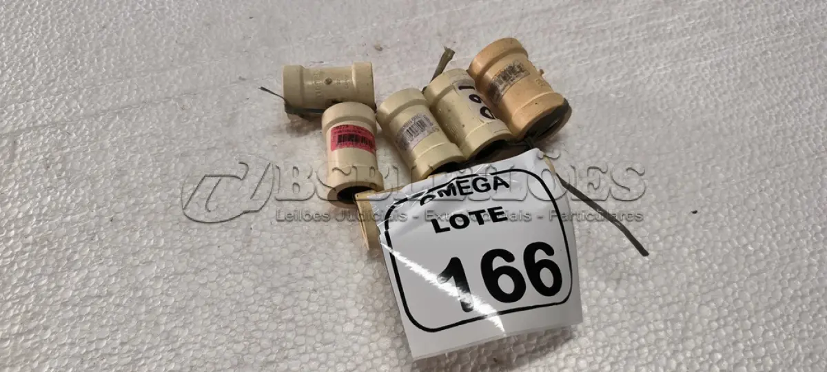 LOTE 166 - 06 LUVAS DE CORRER CPVC - Ø 22. (NO ESTADO EM QUE SE ENCONTRA. SUJEITO A AVARIAS OCULTAS/VISÍVEIS.)